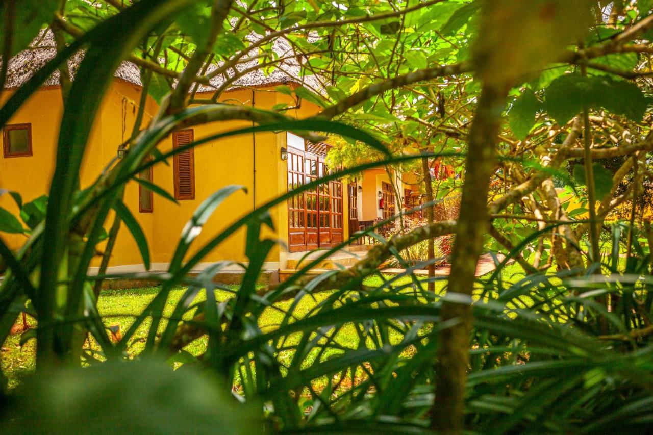 Brovad Sands Lodge Kalangala ภายนอก รูปภาพ