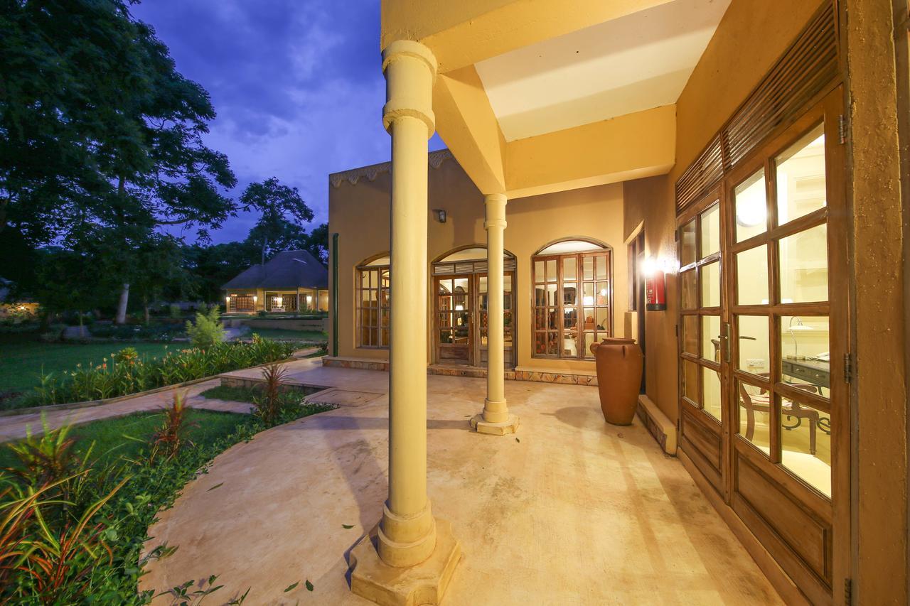 Brovad Sands Lodge Kalangala ภายนอก รูปภาพ
