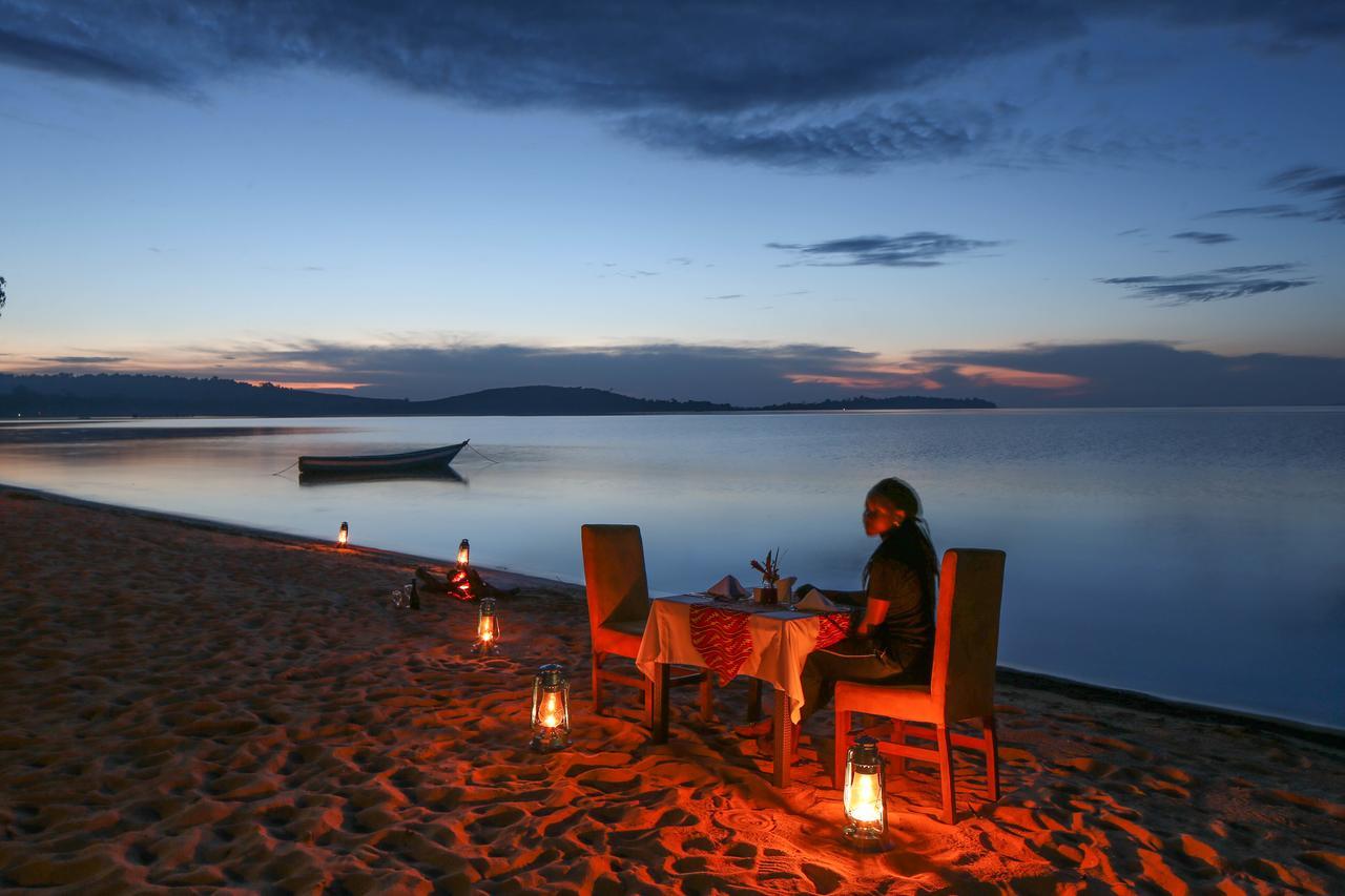 Brovad Sands Lodge Kalangala ภายนอก รูปภาพ