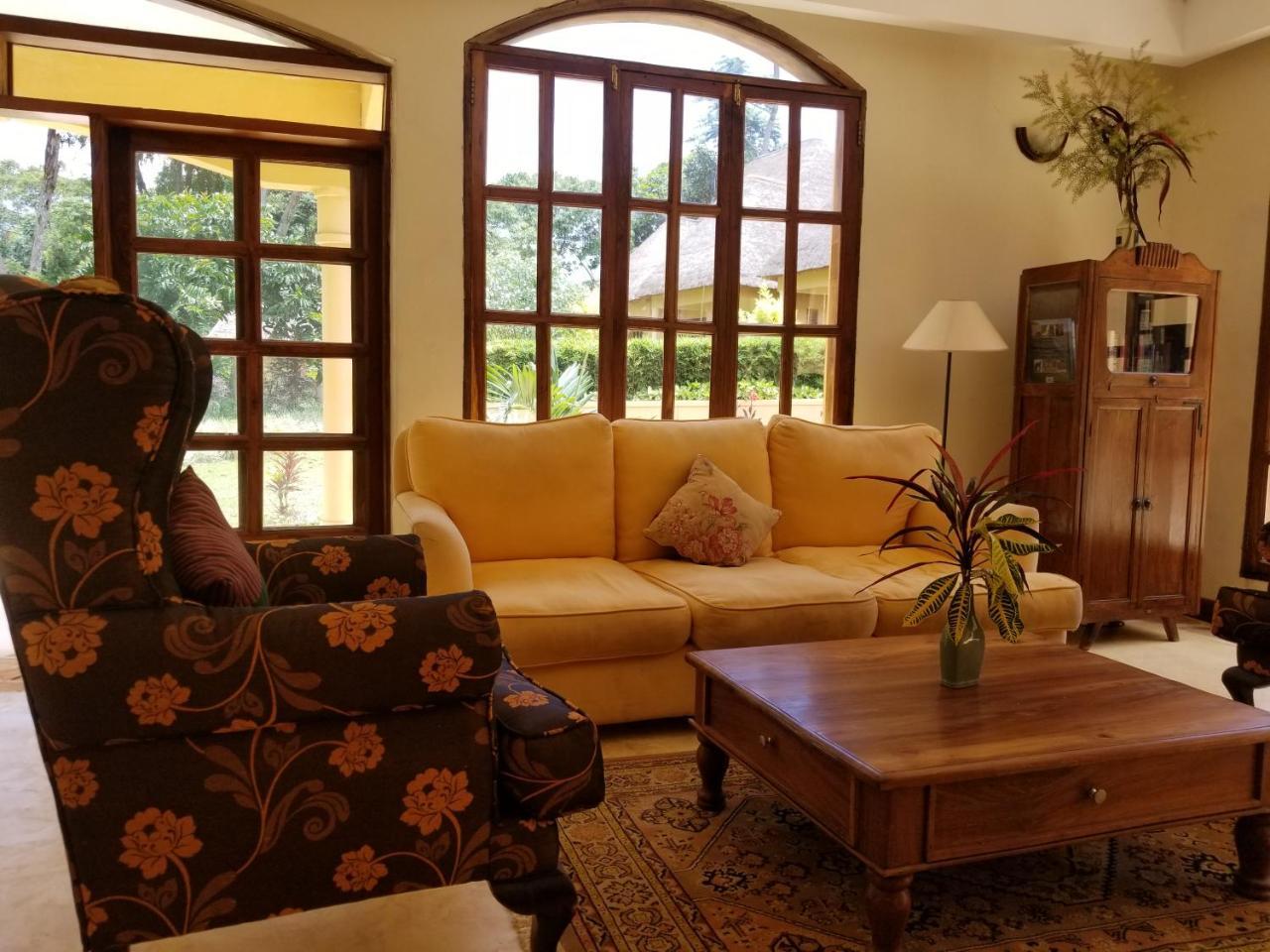 Brovad Sands Lodge Kalangala ภายนอก รูปภาพ